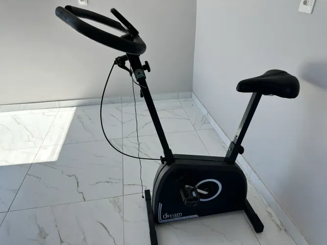 Bicicleta ergométrica vertical Dream Fitness