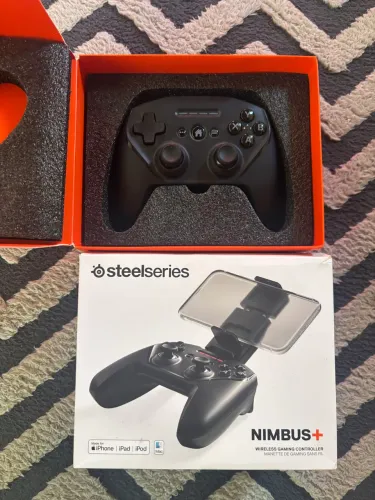 Controle para iPhone steelseries nimbus novinho na caixa. 