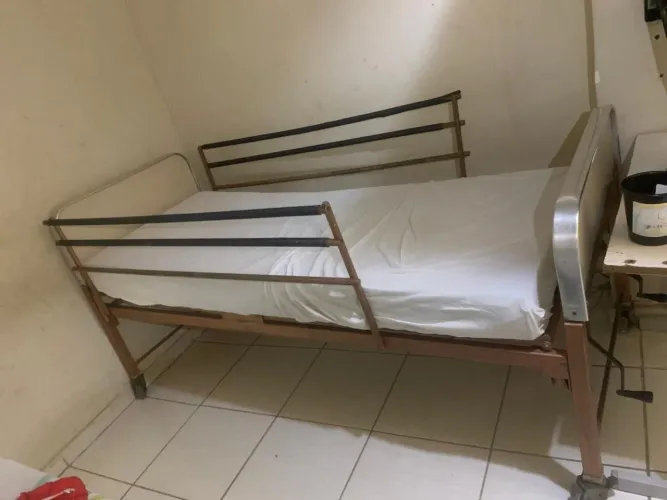 Cama hospitalar