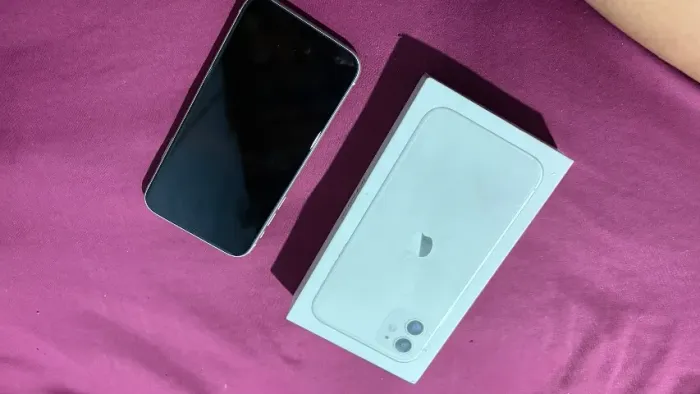 iPhone 11