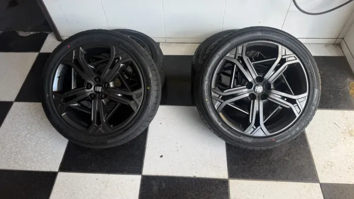 Rodas aro 18 fastback com 4 pneus novos