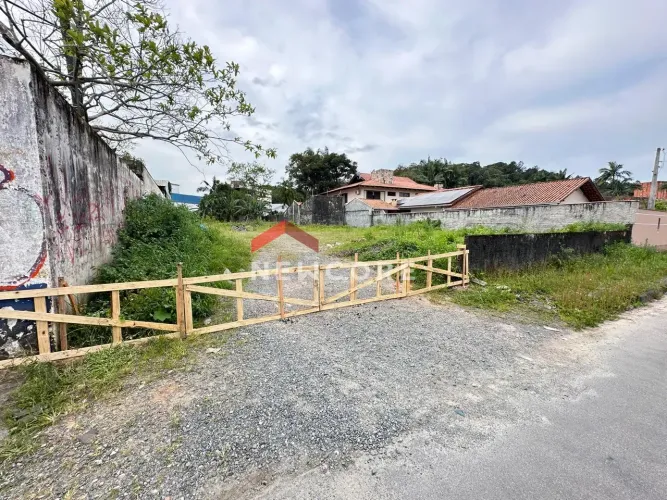 Lote em Rua Carlos Ritzmann - Anita Garibaldi - Joinville/SC