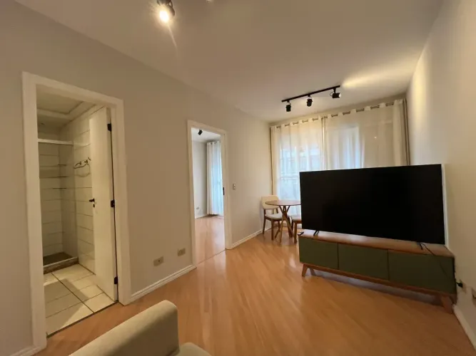 Apartamento para venda com 43 metros quadrados com 1 quarto em Centro - Curitiba - Paraná
