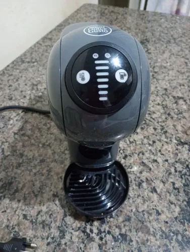 Cafeteira Nescafé dolce gusto