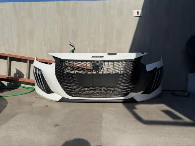 Parachoque Dianteiro Peugeot 208 2025 Á 2026 Original Recuperado
