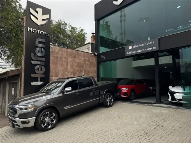 Ram 1500 Limited 5.7 CD 4X4 Aut. 2023
