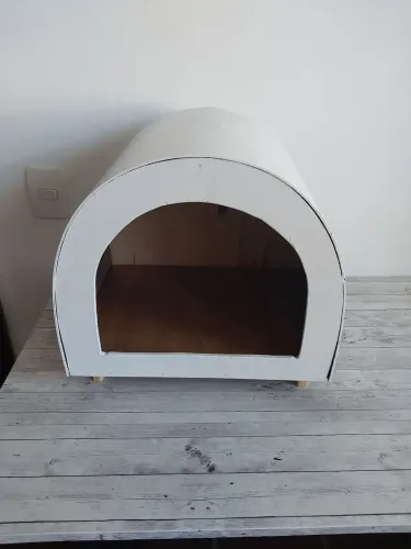 Casinha Iglu de Madeira para Pets Mini/Toy - Nova (nunca usada)