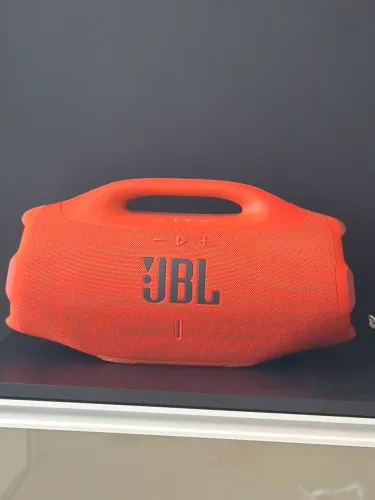 Bombox. Jbl
