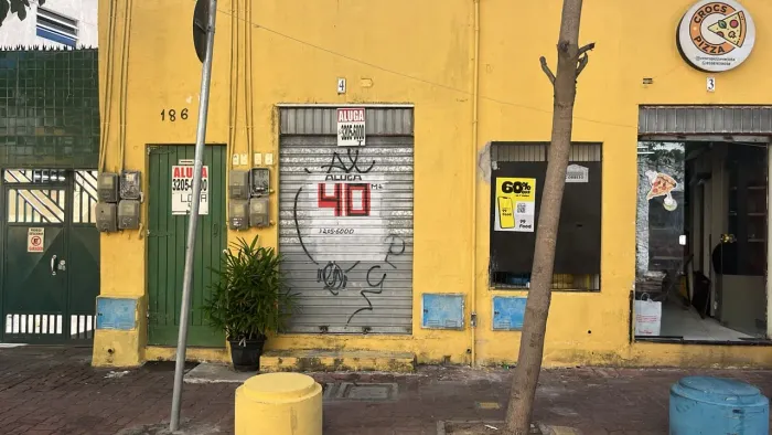 Loja disponível para locação - 26,36m² Descrição: Ótima oportunidade de negócio em uma loc