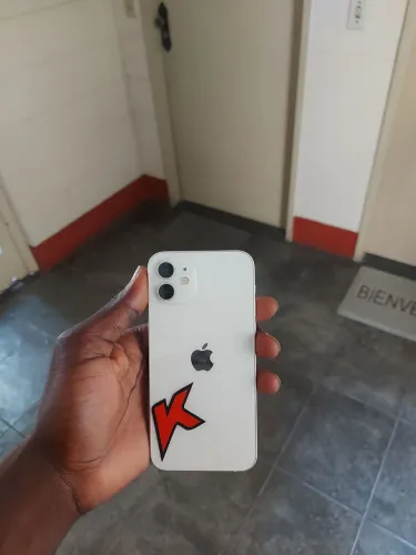 iPhone 12