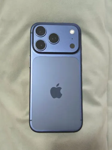 iPhone 17 pro 256gb