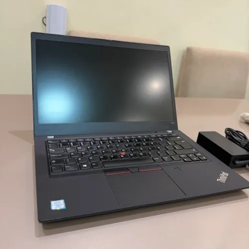 Notebook Lenovo ThinkPad i5 de 8* geração