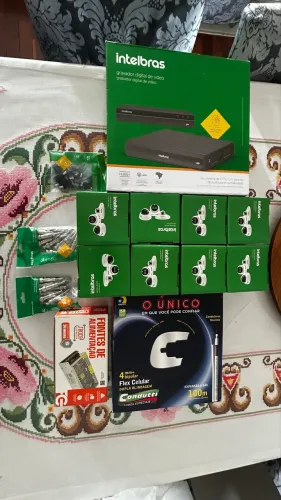 Kit intelbras completo com 8 câmeras nunca usado 