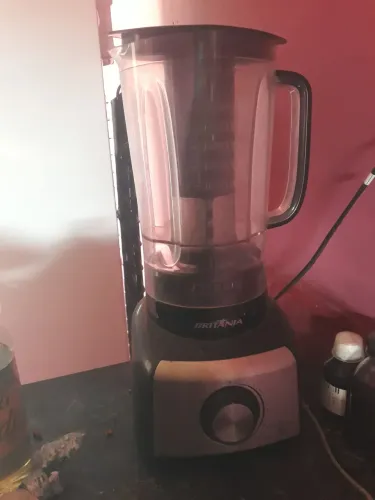 Liquidificador Britânia turbo