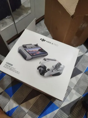 Vende-se Drone DJ Mini 4 Pro