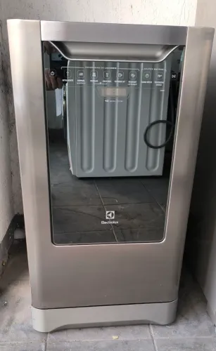 Lava louças Electrolux