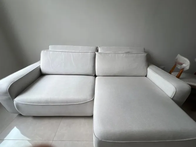 Vendo sofá em linho retrátil 2,5 metros