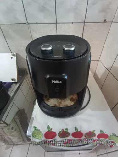 Airfryer Philco Gourmet 4,4Litros 1500w potência 