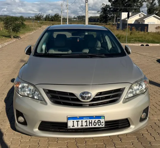 Toyota Corolla XEI 2.0 Flex 16V Aut. 2013