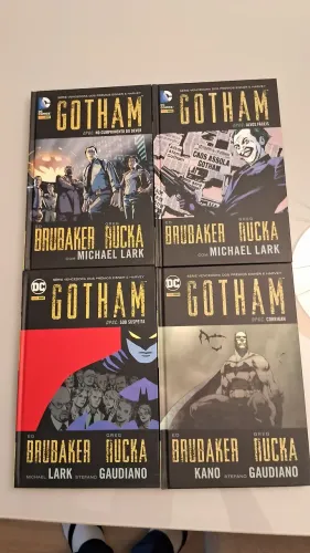 Graphic novel Gotham DPGC completa