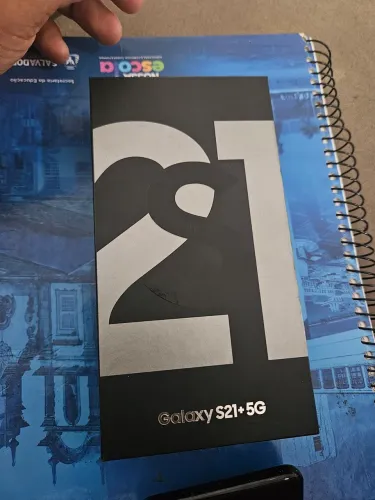 S21 plus 5G com caixa (display queimado)