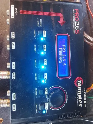 Processador som automotivo barato 