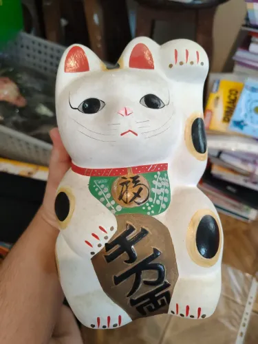 Gato da Sorte ou Fortuna em cerâmica