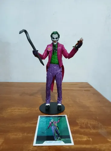 Coringa Joker The Clown McFarlane DC Multiverse