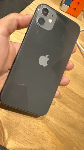 iPhone 11 64 GB excelente estado 