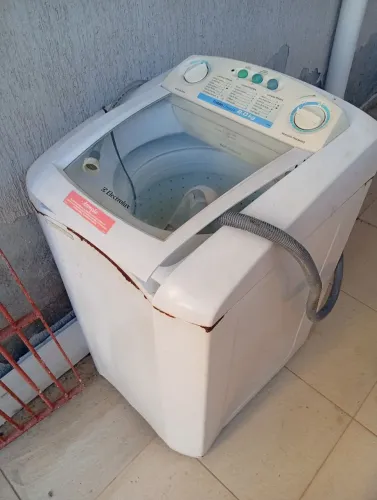 Máquina lavar eletrolux