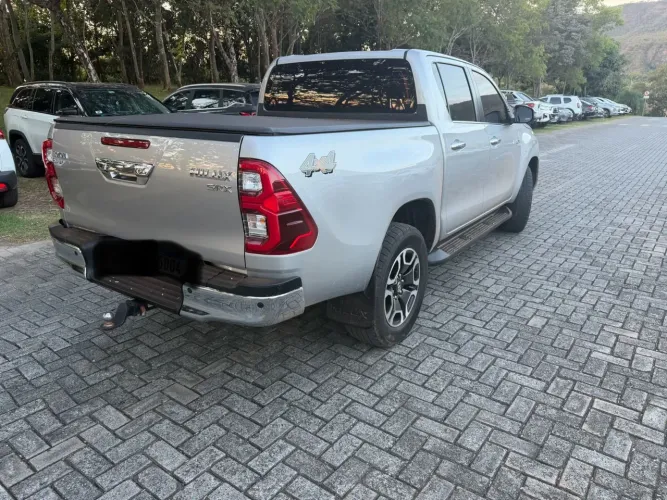 Toyota Hilux CD SRX 4X4 2.8 TDI 16V Diesel Aut. 2022