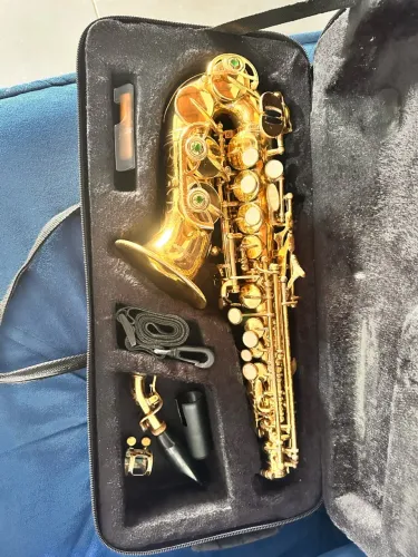 Sax soprano shelter (curvo em si bemol)
