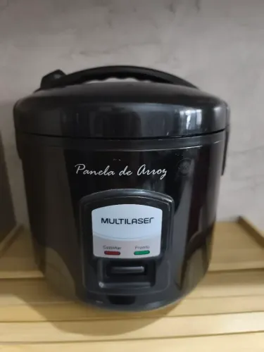 Vende-se panela de arroz elétrica