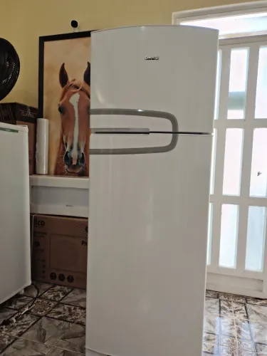 Geladeira Consul 350 L duplex frost free semi-nova muito linda...