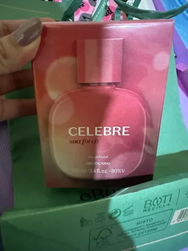 Perfume Celebre O Boticário