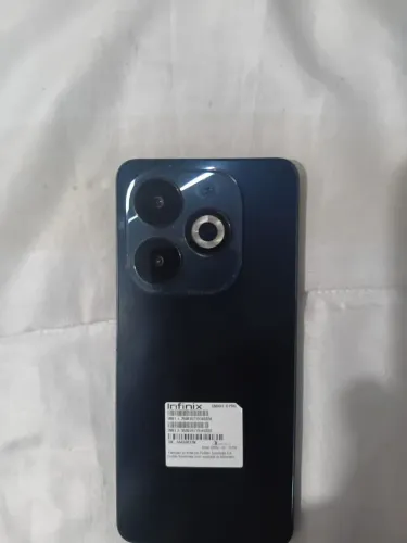 Vendo este celular perfeitamente ótimo