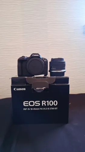 Canon r100 + Lente do kit