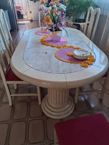 Mesa de 6 Lugares