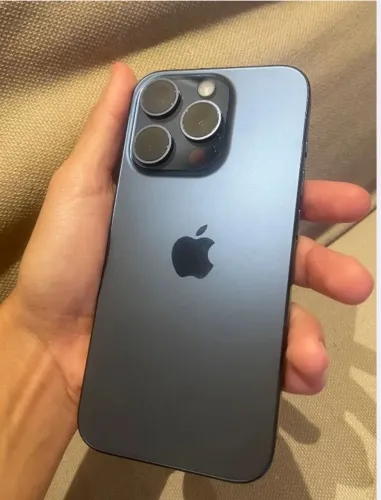 Iphone 15 Pro (NUNCA USADO)