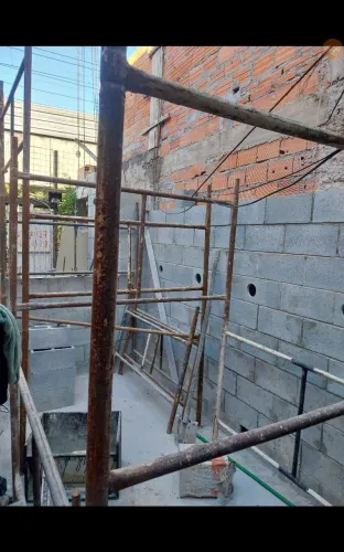 Andaime tubular 1,5 metro,16 peças com 3 travessas de brinde