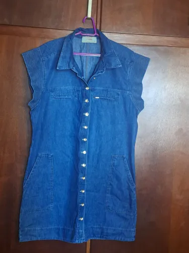 Vestido jeans curto da marca verbo