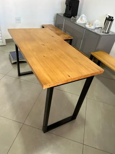 Mesa de Madeira Pés em Aço Estilo Industrial NOVA