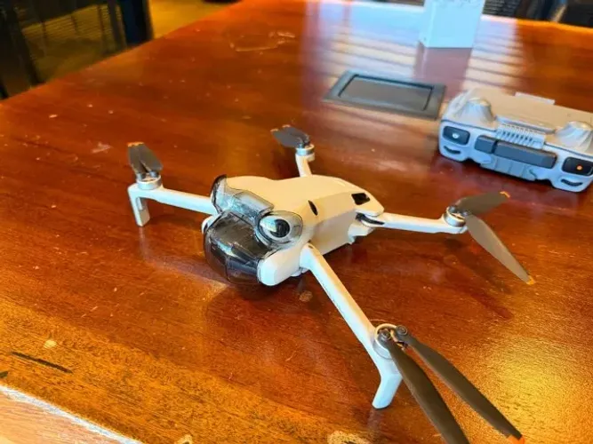 DJI Mini 4 Pro Fly More Combo Plus + DJI RC 2 (Tela Integrada) | 3 Baterias Plus