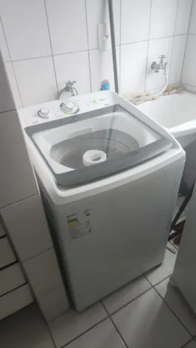 Máquina Consul 12kg e Secadora de parede Wanka 8kg