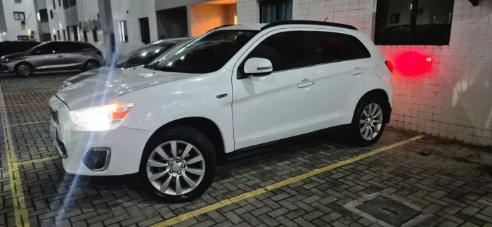 Mitsubishi ASX 2.0 16V 4X4 160cv Aut. 2014