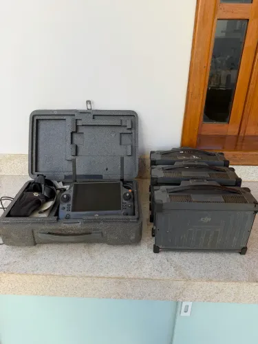 BATERIA E CONTROLE DRONE T20P