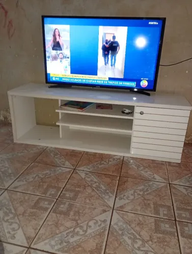 Vendo tv 40 polegadas 500 reais
