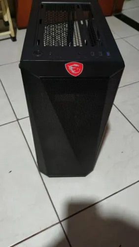 Gabinete gamer (SEM VENTOINHAS)
