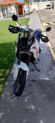 Moto Ducati Desertx