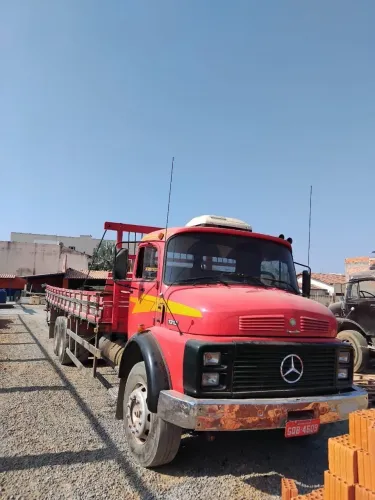 Caminhão Mercedes 1313 1971